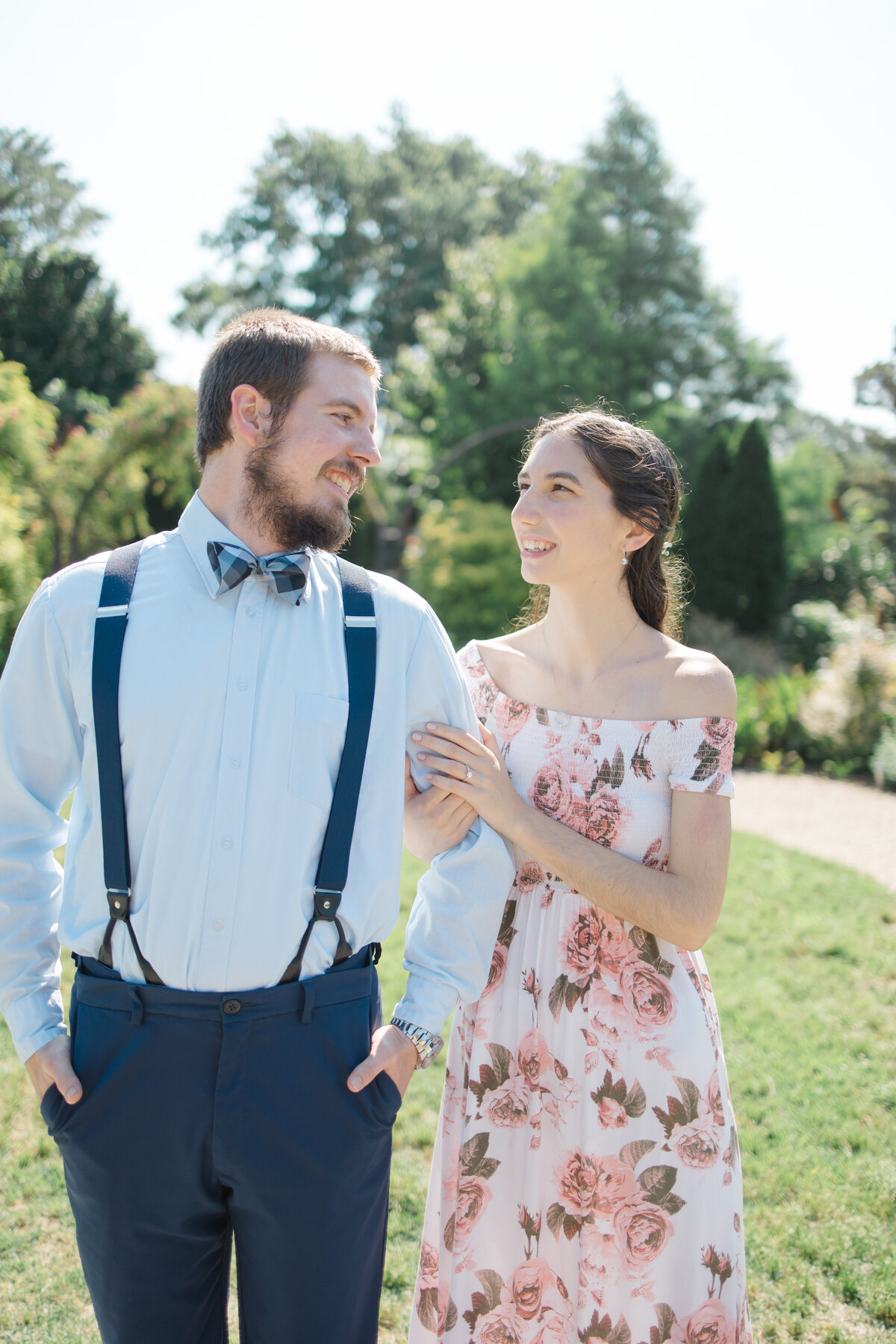 Ohio Catholic Wedding Photographer Engagement Photos 12