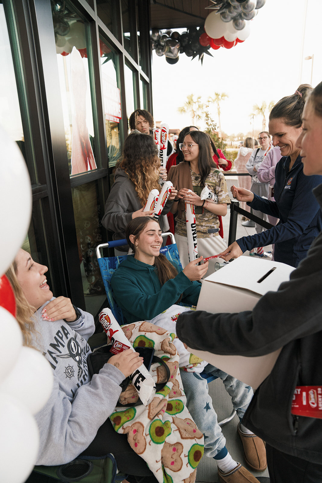 LaurenSchoepferPhotography_RaisingCanesLutzGrandOpening-9_websize
