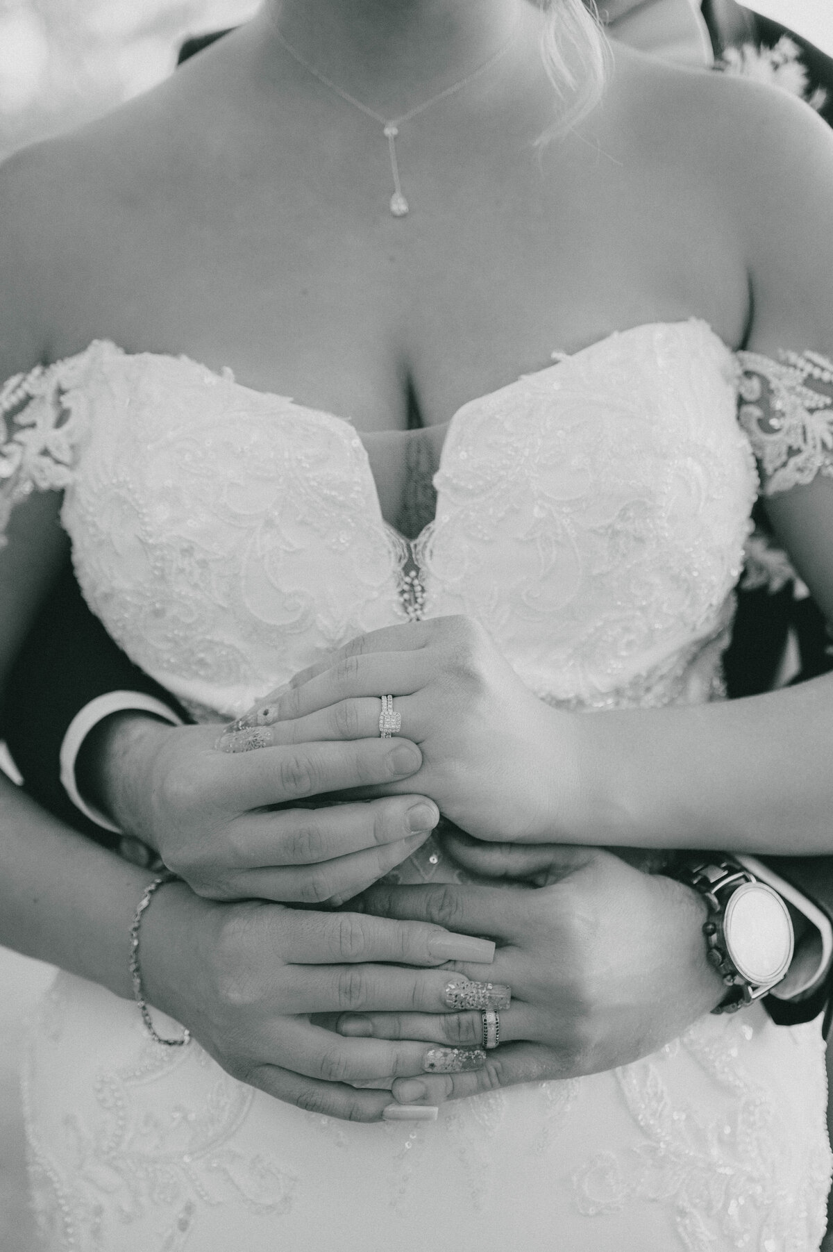 Orlando based Wedding and engagement photo studio