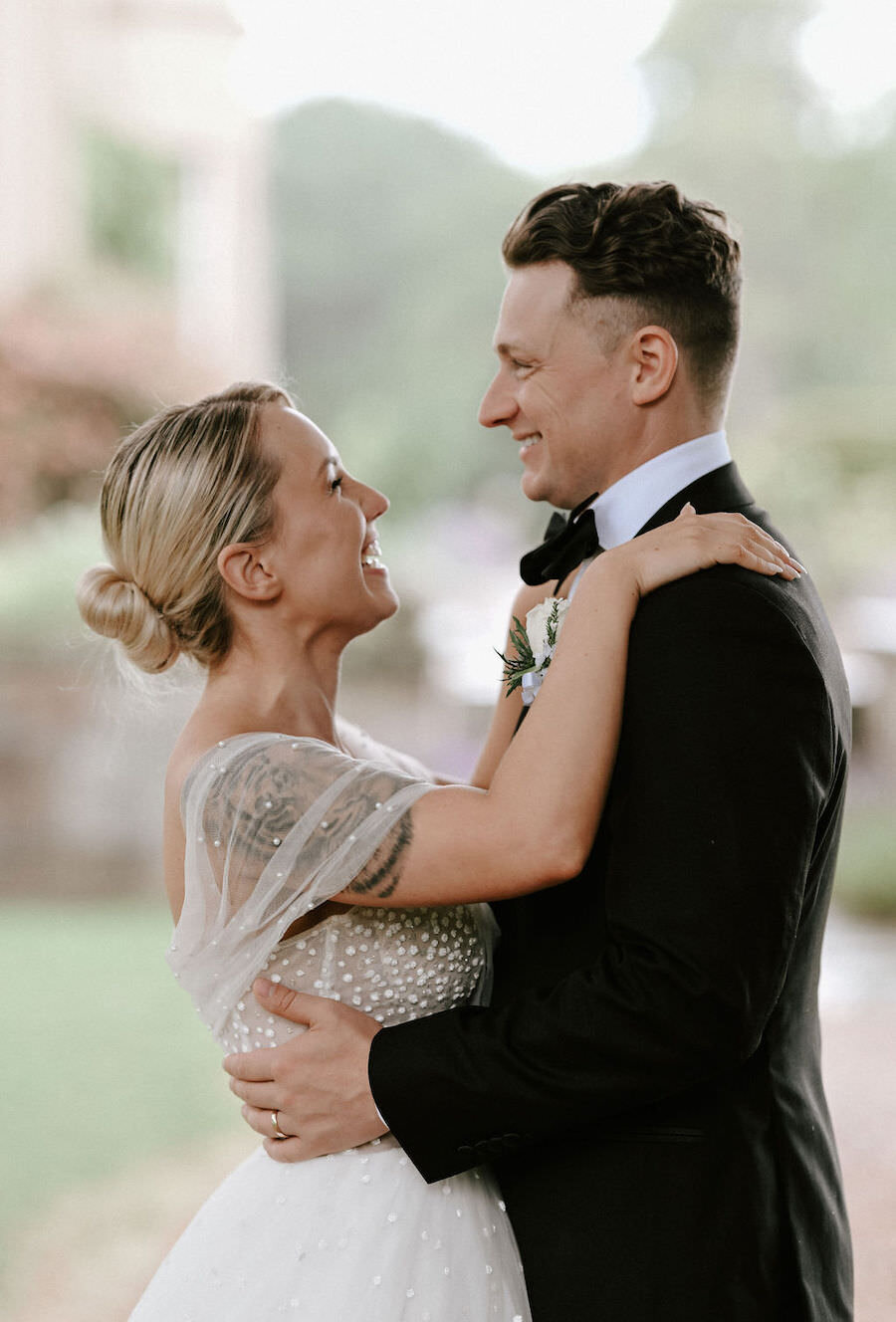 Nicola-Campbell-Timeless-Wedding-Photographer-Scotland-Errol-Park-Siobhan&Cameron-44