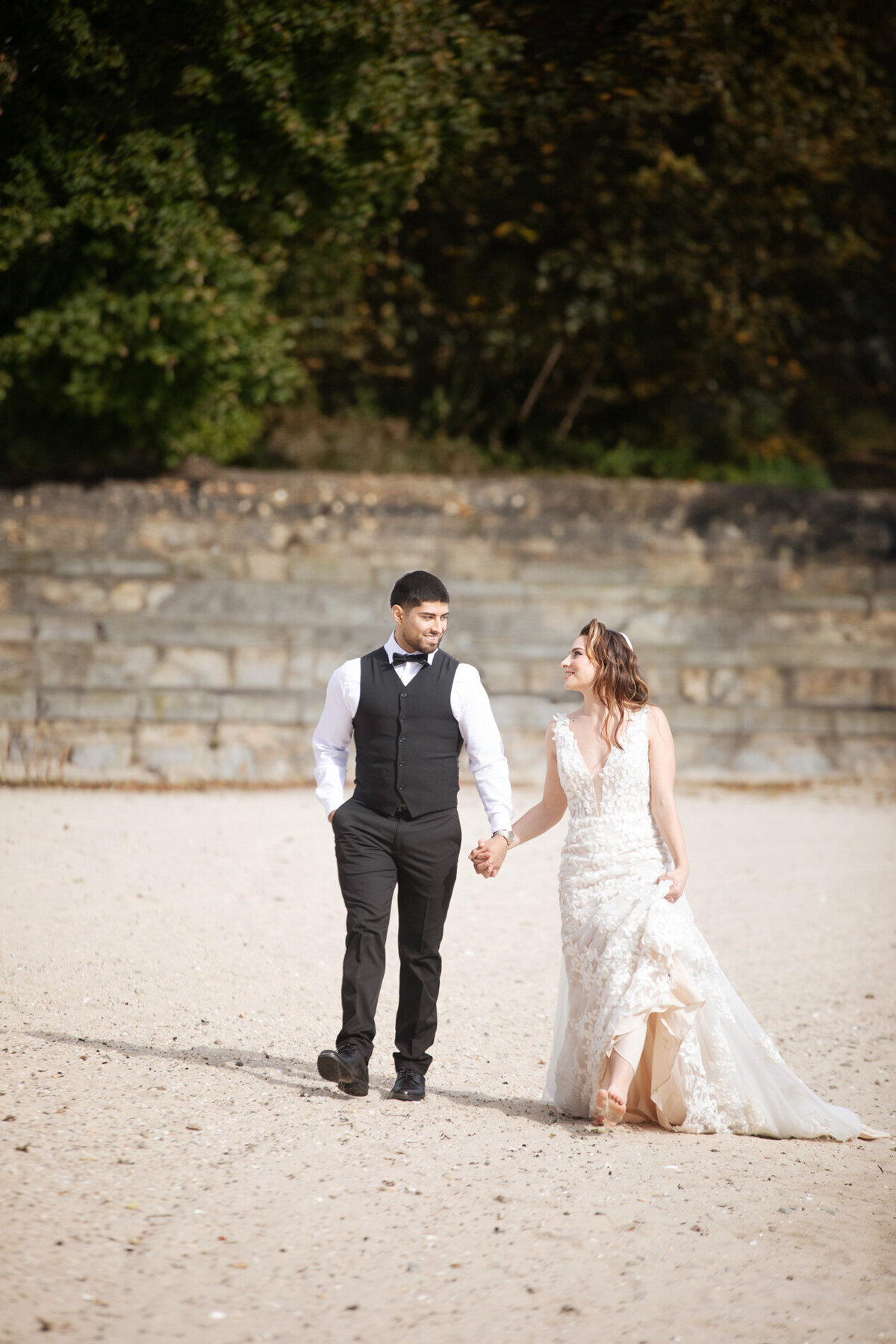 best afforadable elopement and wedding photographer in new york city and new jersey mamaroneck beach and yacht club ceremony and reception-127