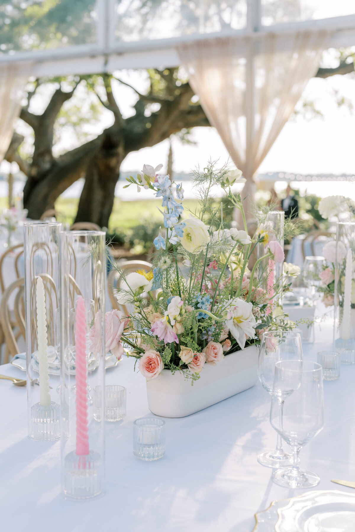 Springtime Lowndes Grove Wedding in Charleston (11)