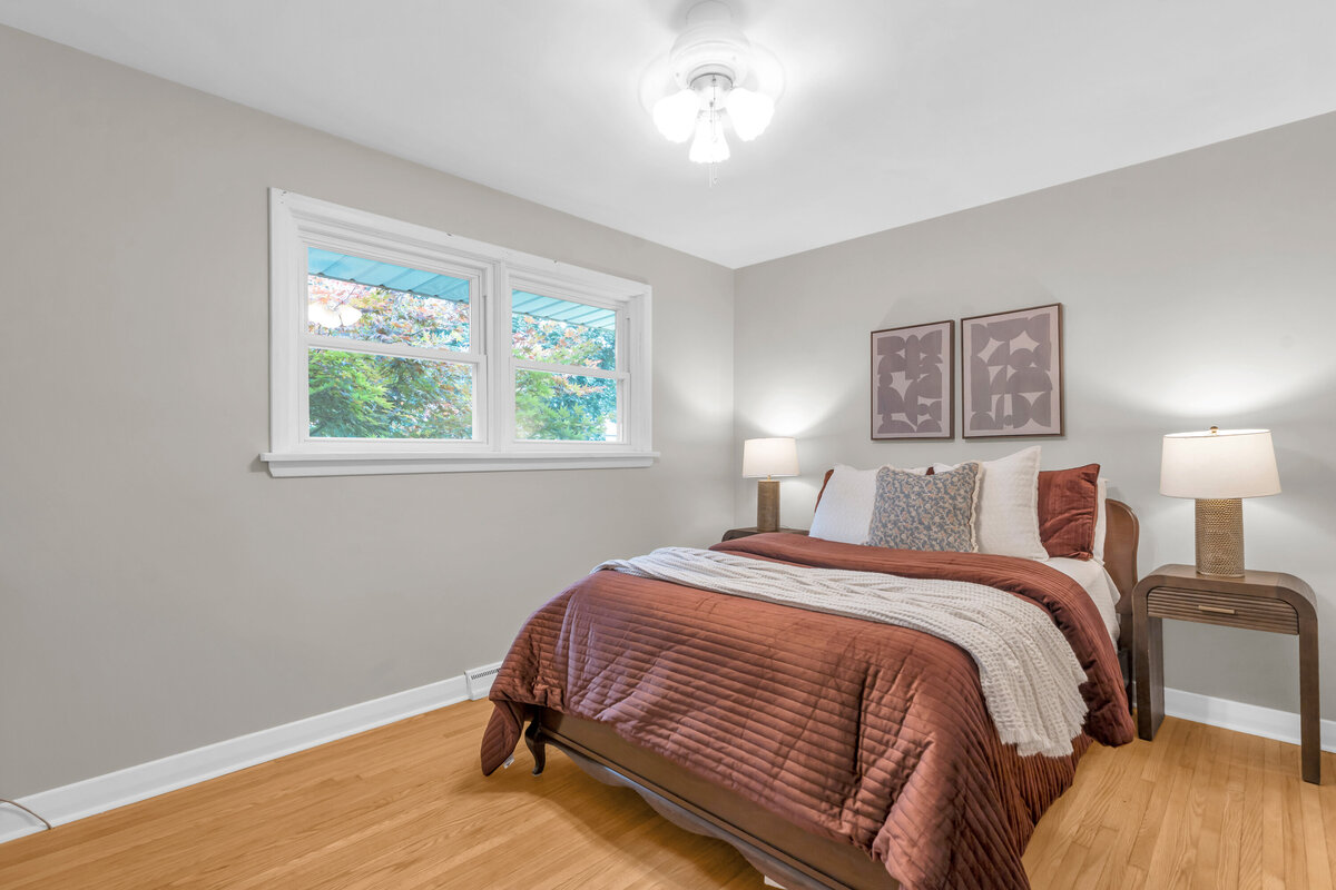 027-32Elginfield-27
