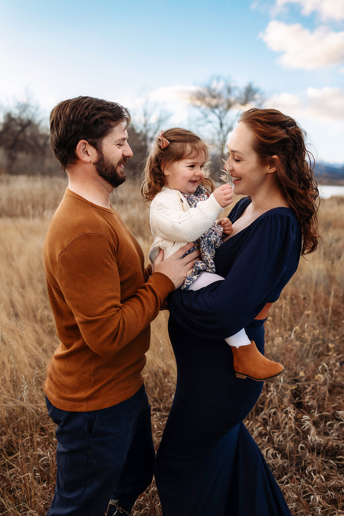 winter maternity photos in loveland, colorado