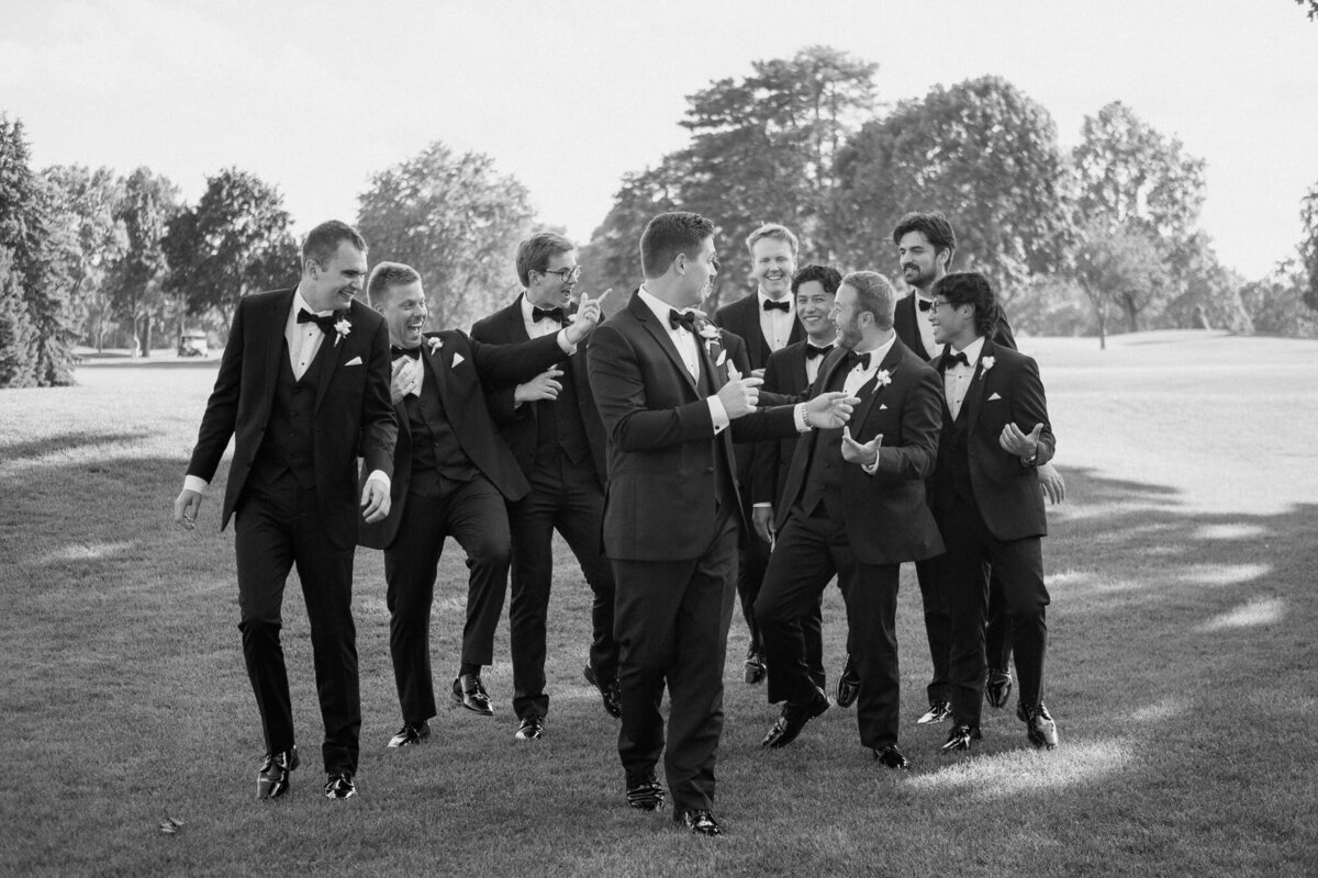 Nichole-Babiez-Photography-arrowhead-gold-course-country-club-summer-wedding-wheaton-geneva-chicago-photographer-illinois-editorial-luxury-destination--41