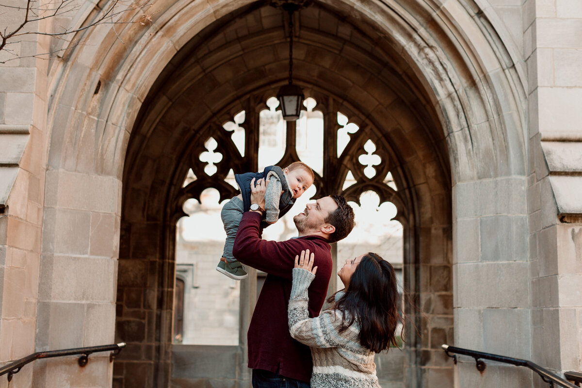 Cristao-Family-Session-University-of-Chicago-22