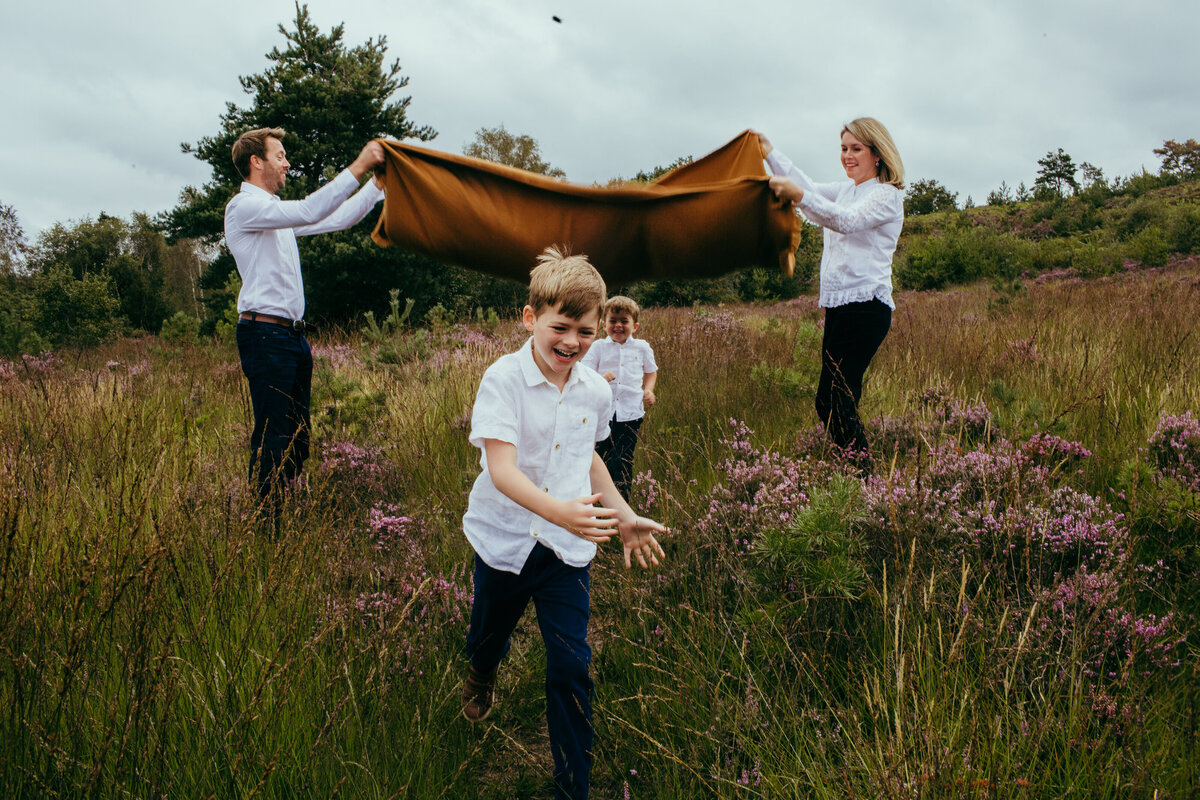 Chobham common is one of the best locations for family mini shoots, the colours of the wild plants are amazing