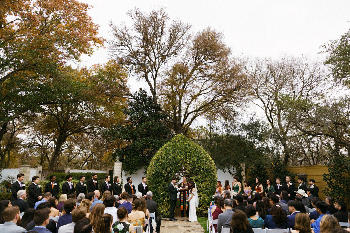 Lindsey&AlexWeddingPhotos_Film_AustinWeddingPhotographer_HereafterFilms_-63