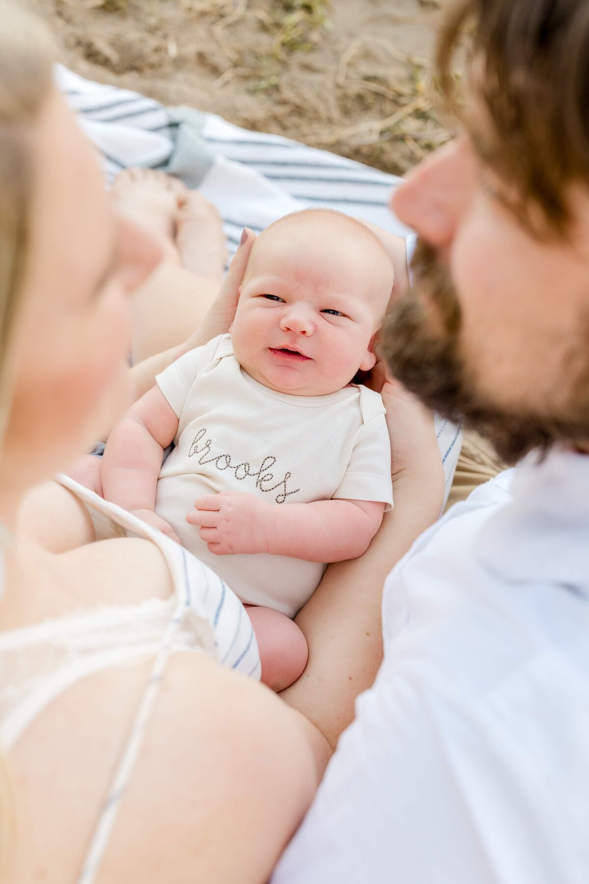newborn-photographer-near-minneapolis-best-of-mn-alexandra-robyn_0023