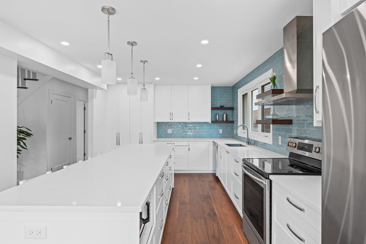 Bright Warm Kitchen Main Floor Reno Urbanomic Interiors (11)