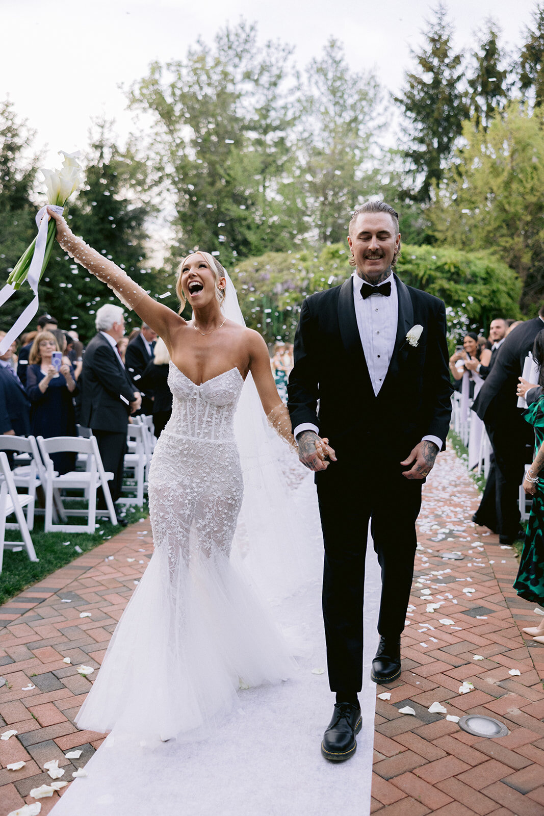 crest-hollow-country-club-nyc-wedding-photographer-564