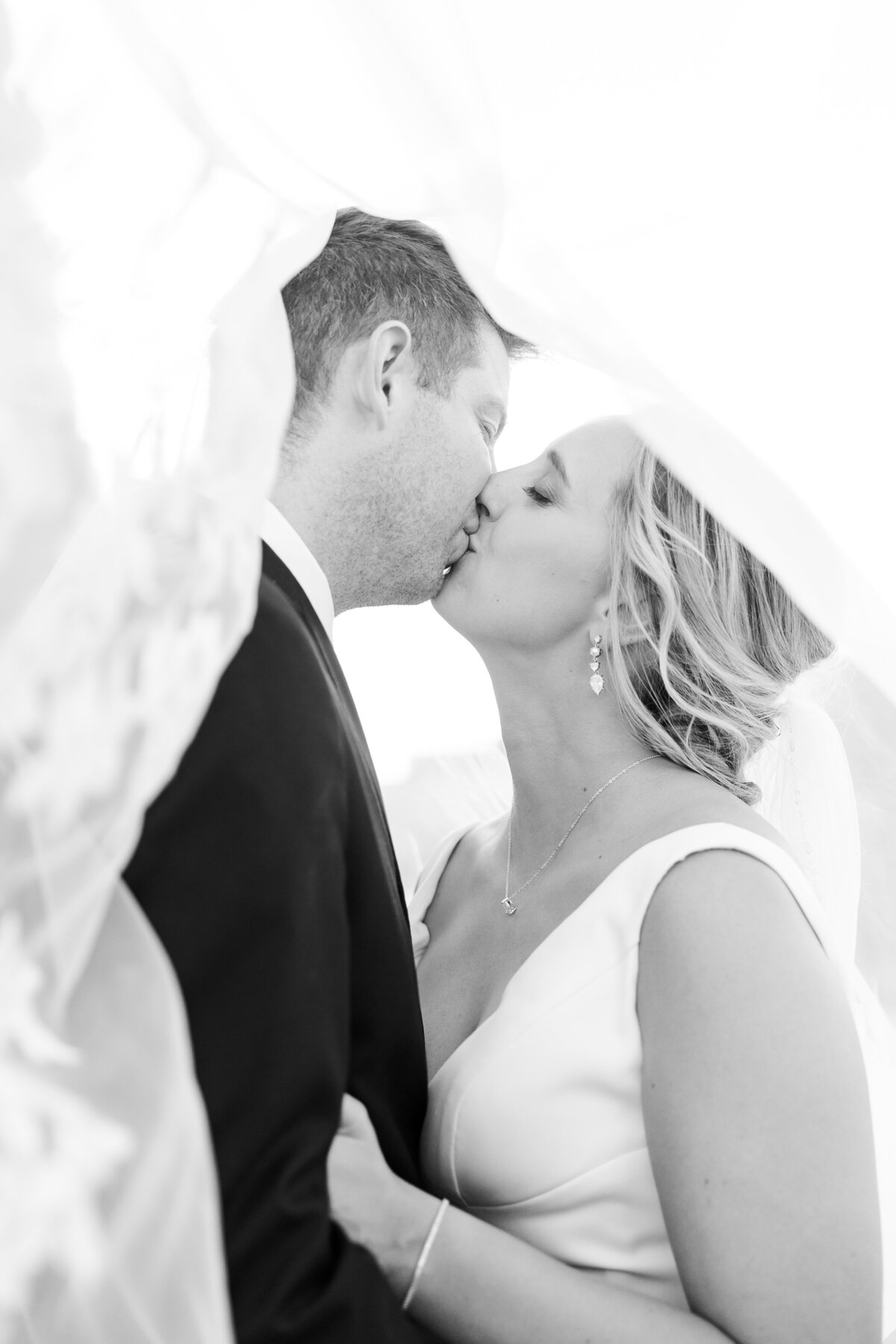 Alexis Fox Photography + Summer + Wedding + Indianapolis Arts Garden (42 of 58)