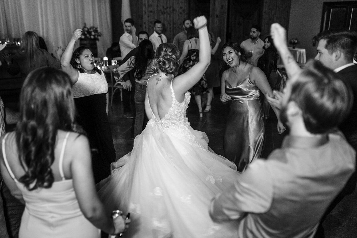 reTheBurrowWeddingPhotography-639