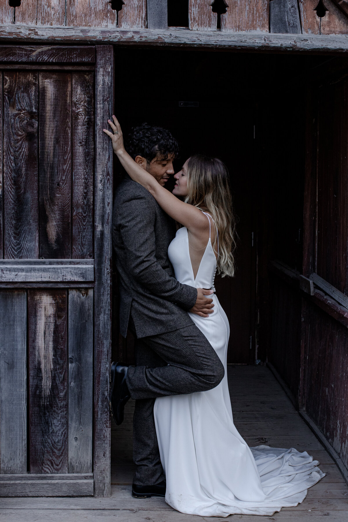 Elegant bride and groom in the Dolomites