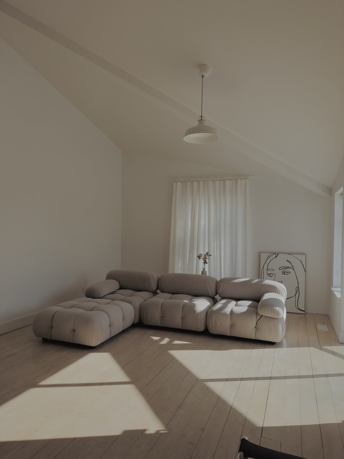 Rental Space for Photoshoots, Filming, Photo shoots, Events in Vancouver South Surrey White Rock BC