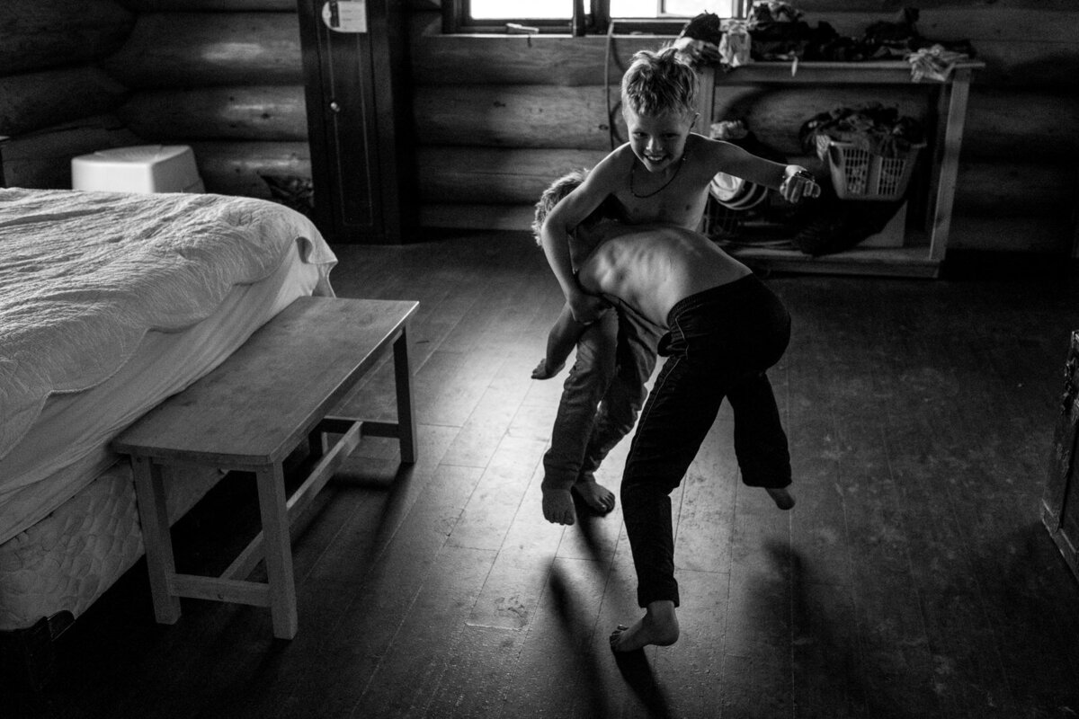 worlds-best-doucmentary-photographer-kirsten-lewis018