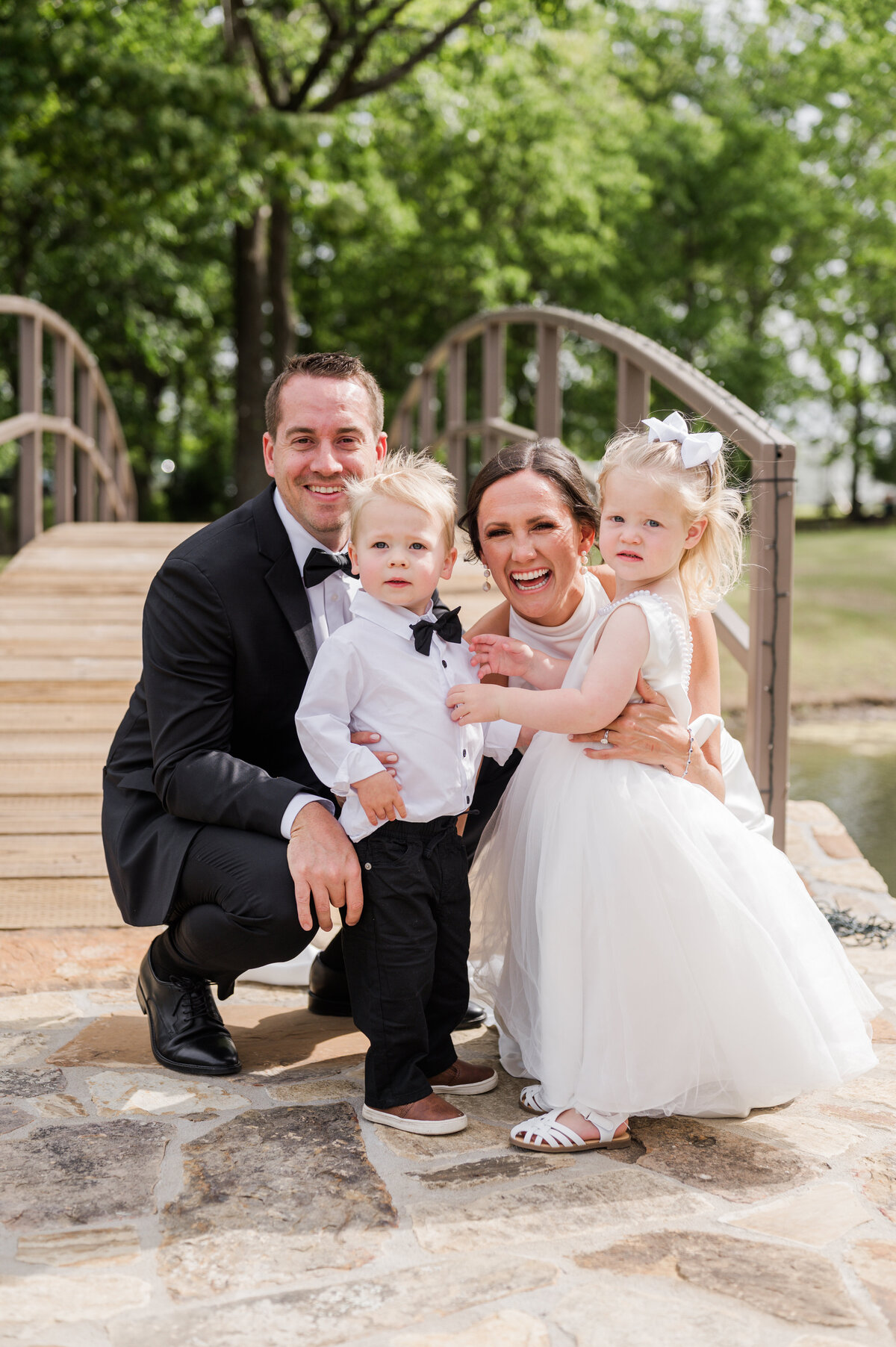 Hughes-Wedding-Reception-Family-Tulsa-OK-Michelle-Buscemi-Photography-22