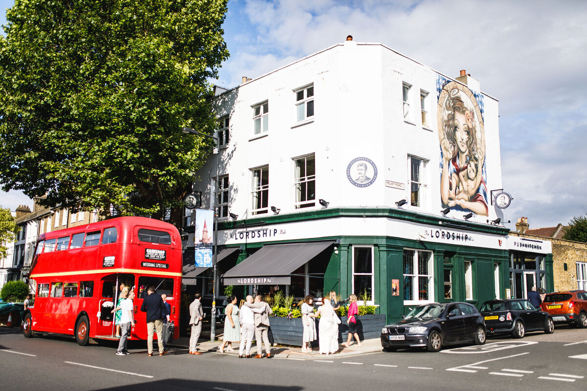 Natural Wedding Photographer Kent_CL elliharry - The lorship pub-london wedding-127-1