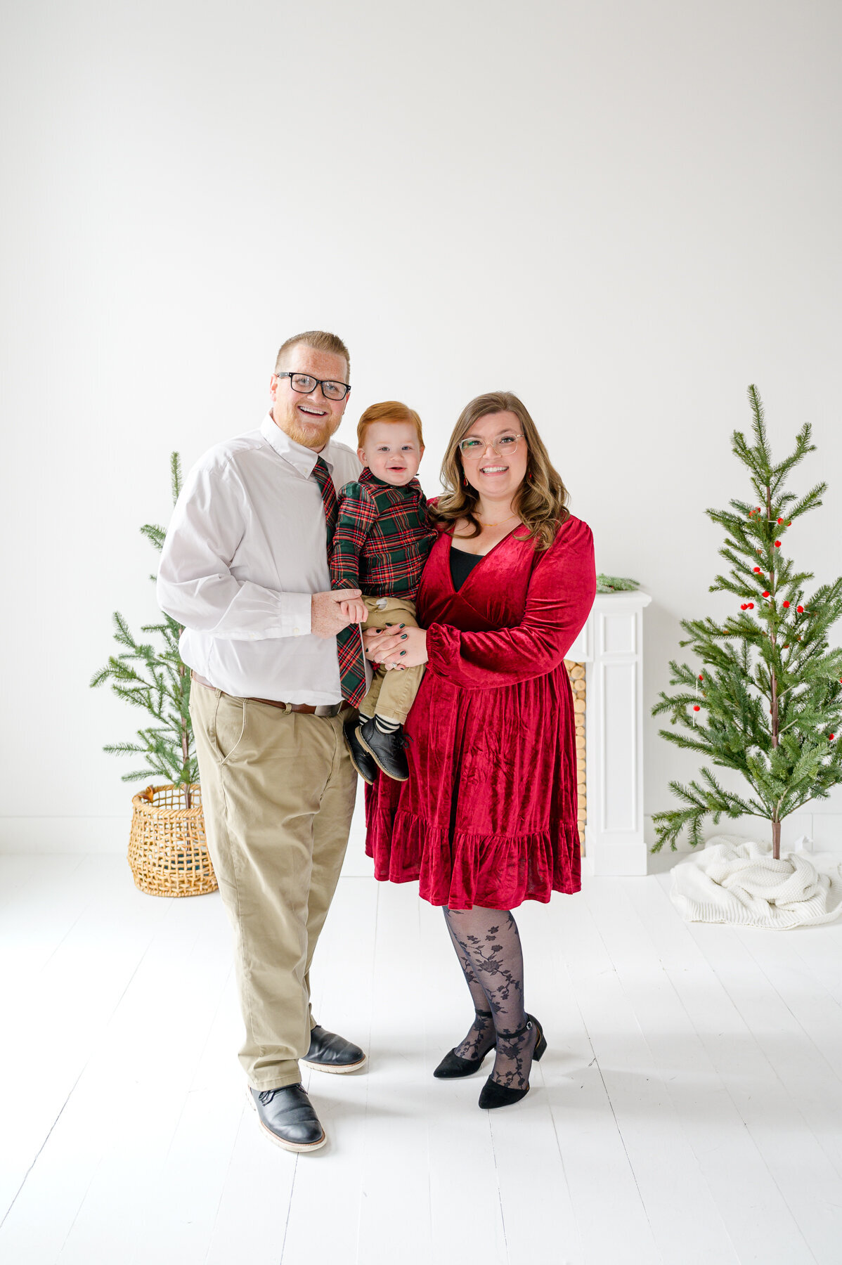 Alice Photo co natural light studio Utah Family Photographer Christmas photos-7002