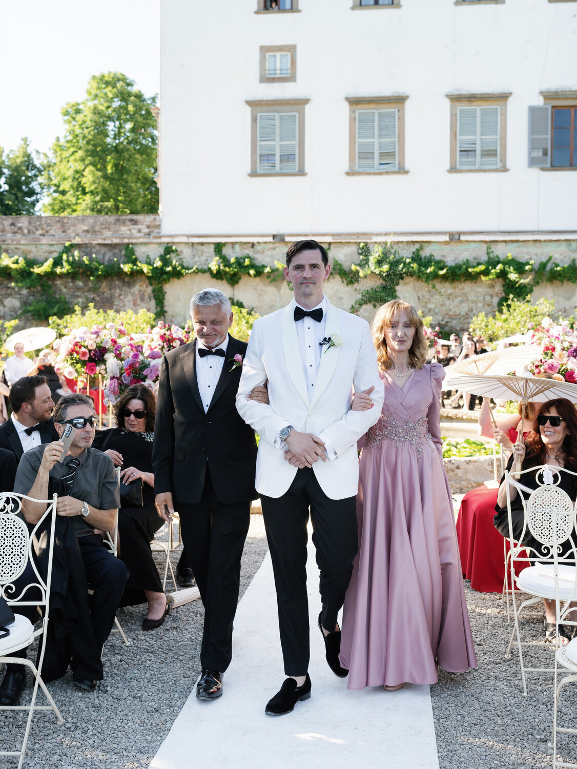 065-Groom-Arriving-In-Cereomony-Italy