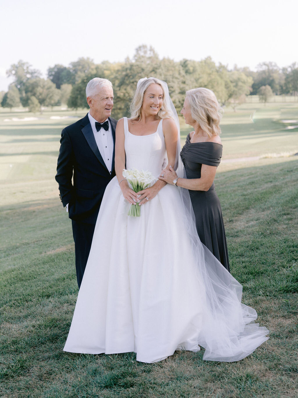 NikkiSanterre_EastCoastLuxuryWeddingPhotographer_WilmingtonWeddingSocialGracesEvents_Emma&Andy-163