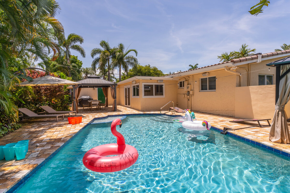 Pool (1)