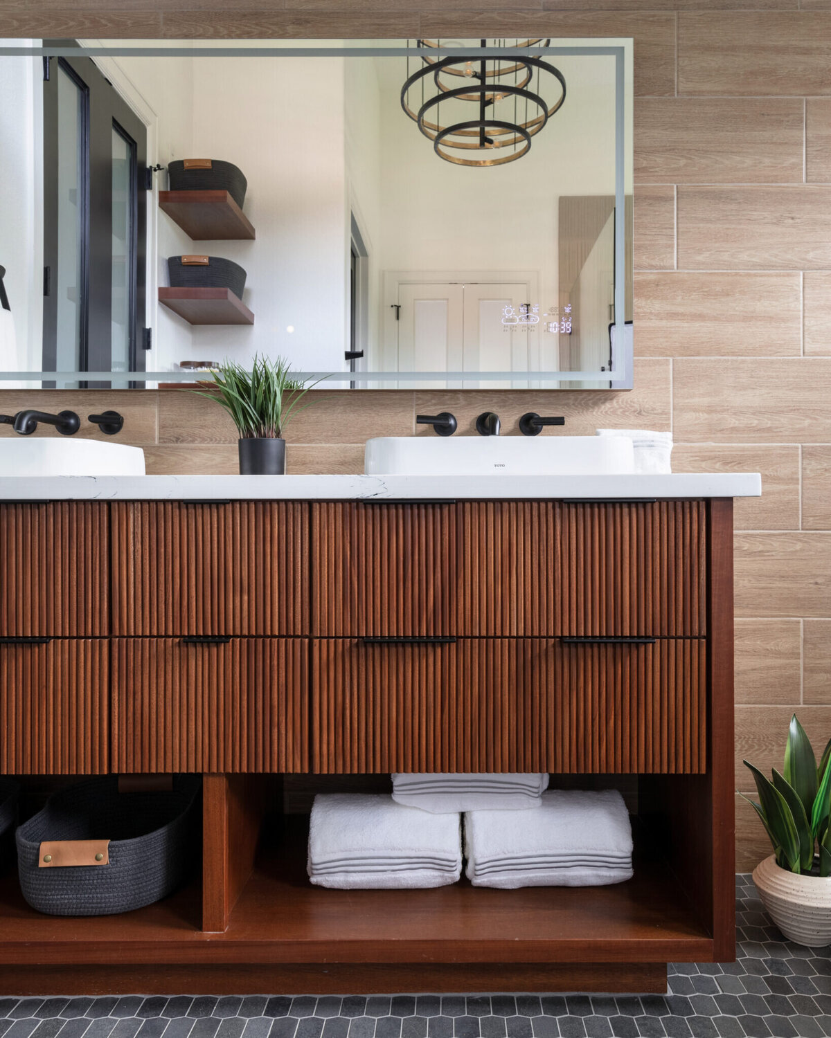 FoxRunLn_17-1638x2048