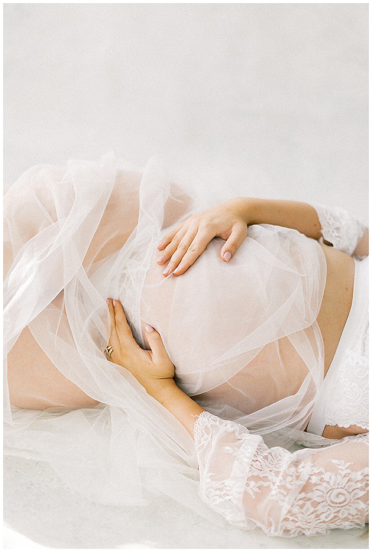 Crystal Leffel Photography Maternity Newborn Family Motherhood Destination Photographer Denver Colorado Timeless Light Airy  Film Photographer_0011