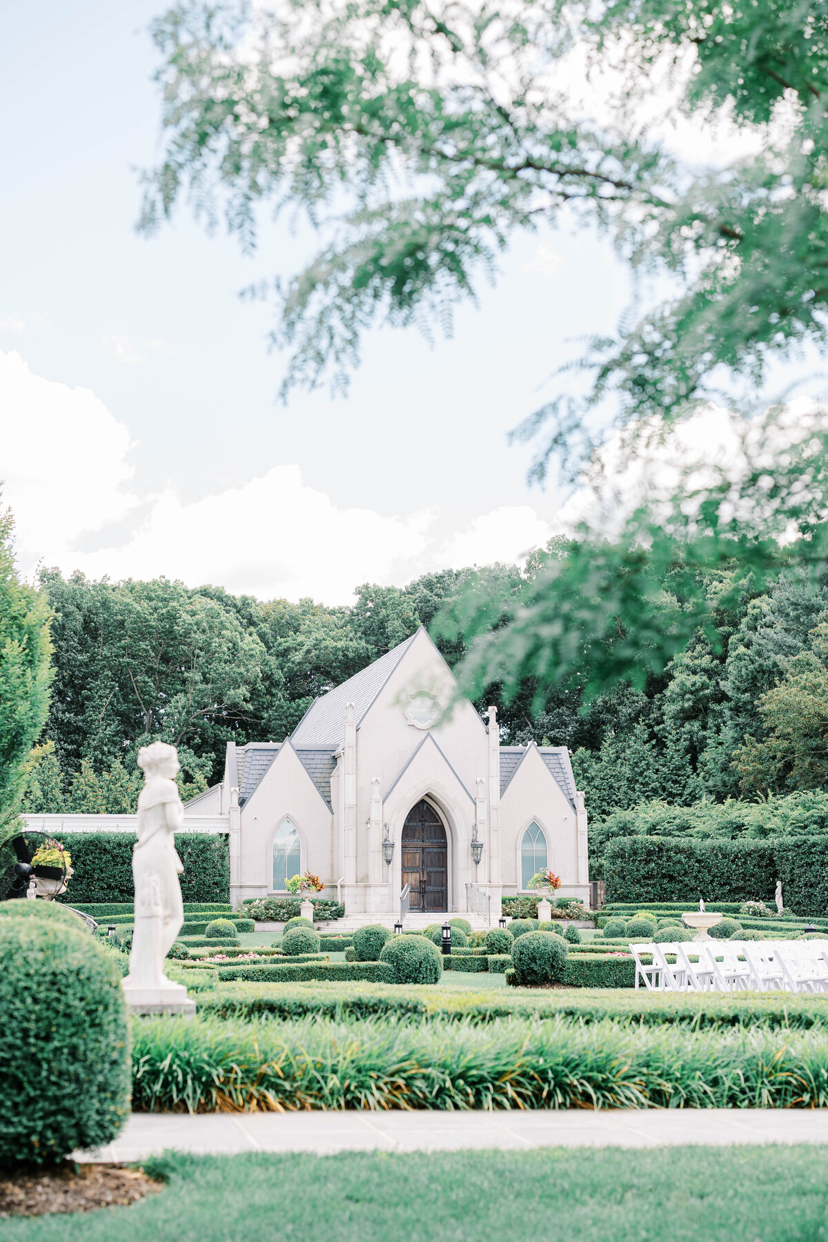 Caitlyn_and_Joe_Sneak_MTA-63