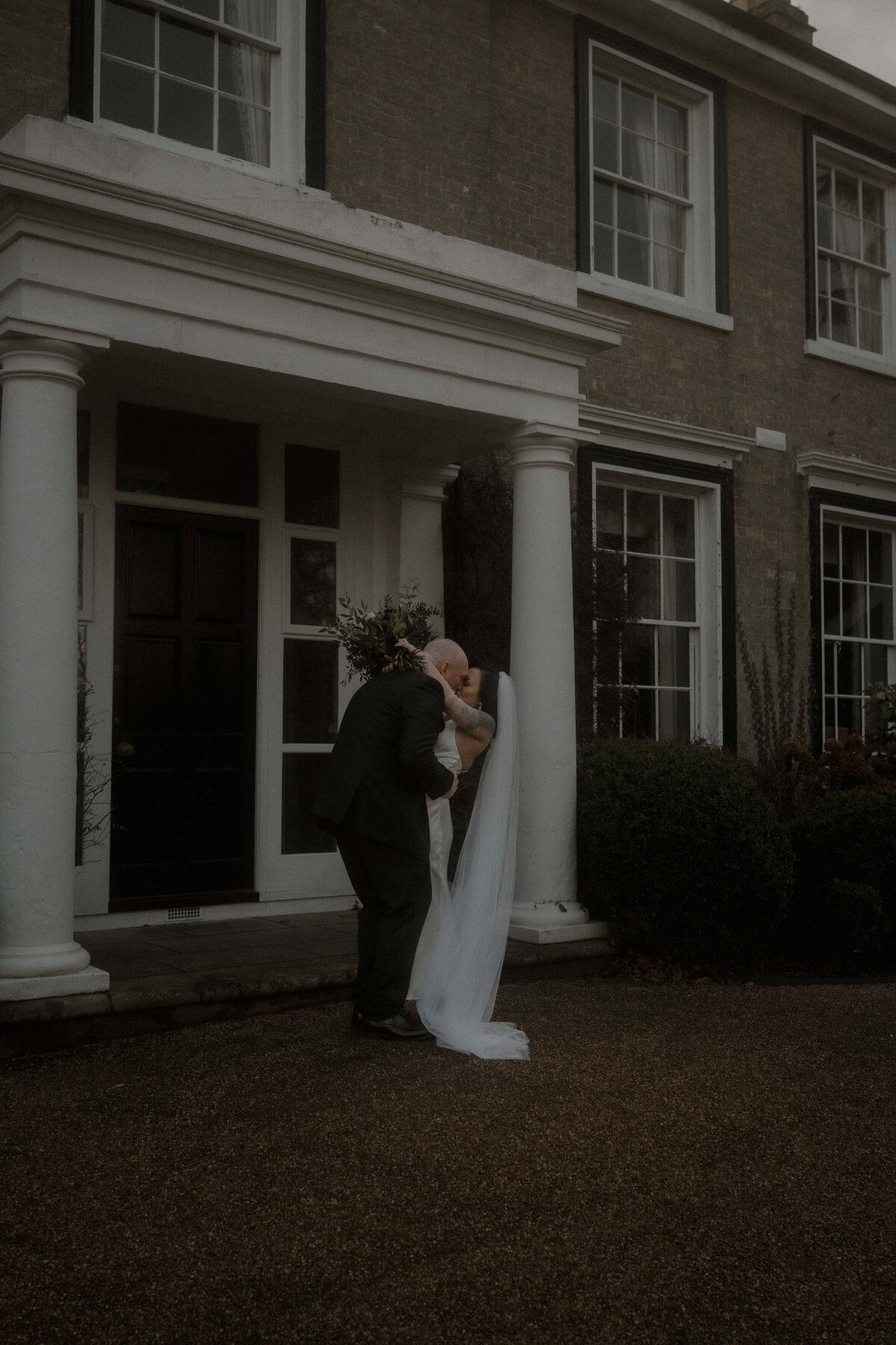 WeddingPhotography-TheSwiechs-CotswodsEngland-134