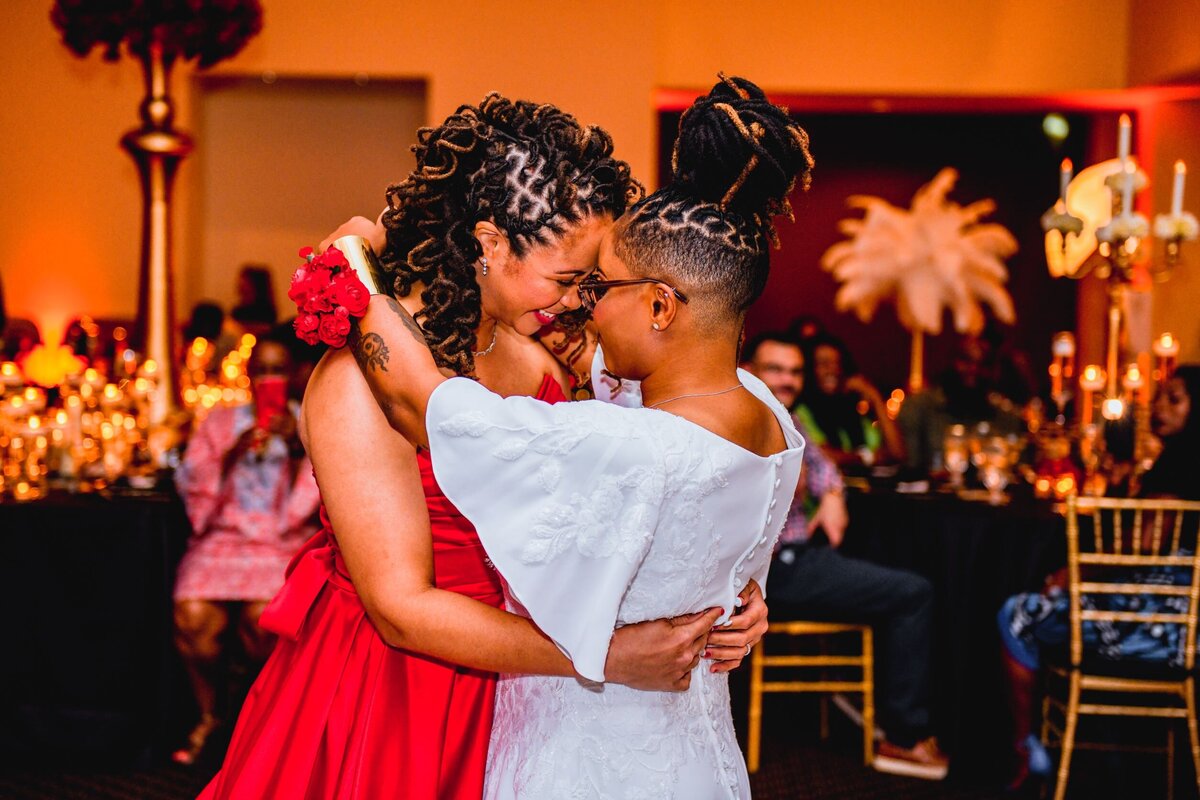40 - Mahaffey Theater Wedding First Dance - Tampa Bay Wedding Planner