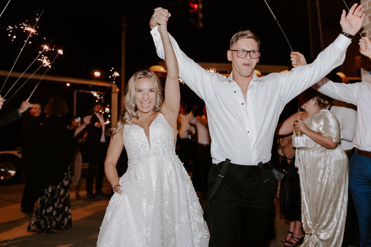 Braden-Olivia-Hotel-Covington-Wedding-Kentucky-129