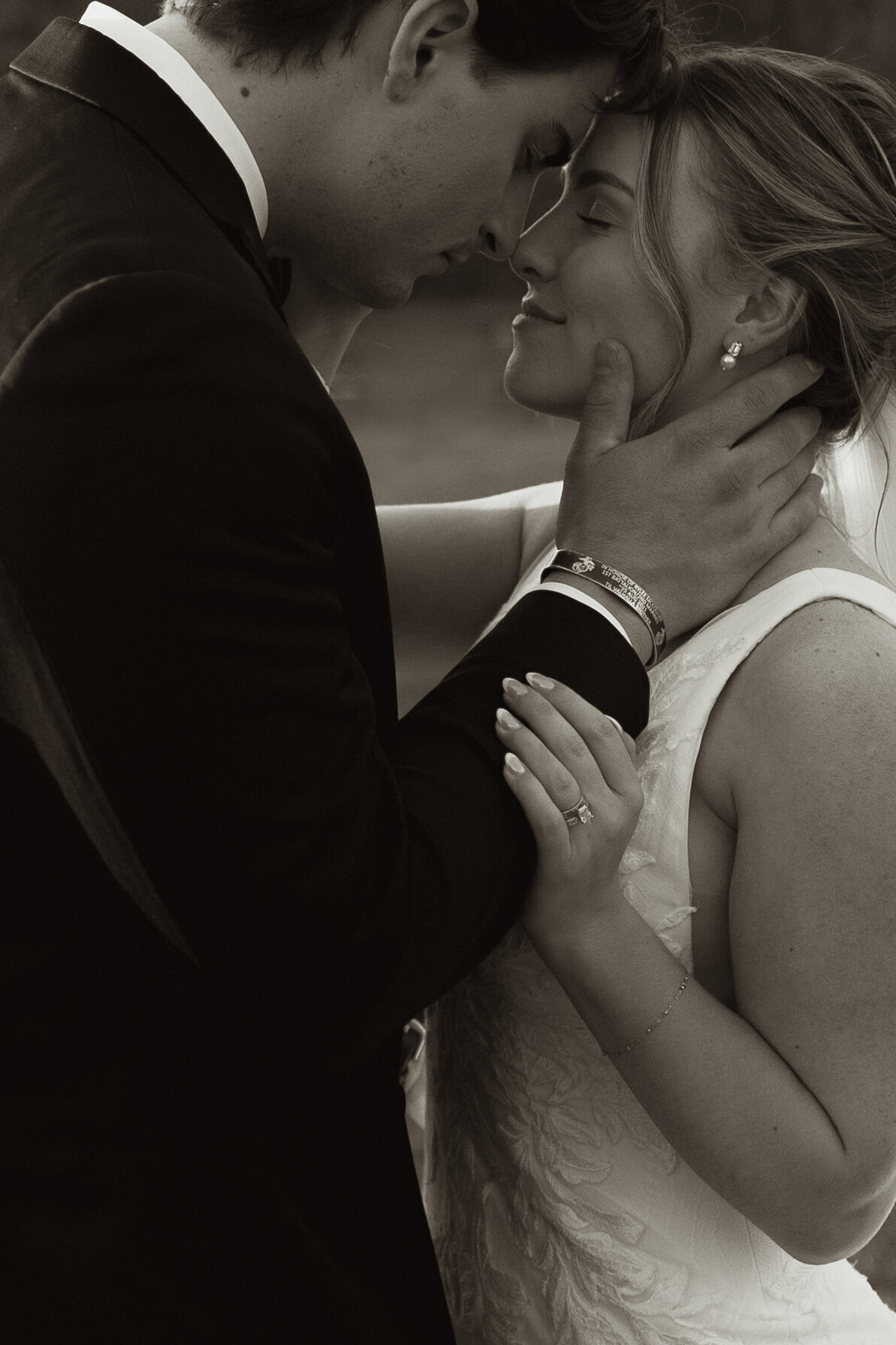 natalieandgarrettwedding_emilyarwinephotography-89