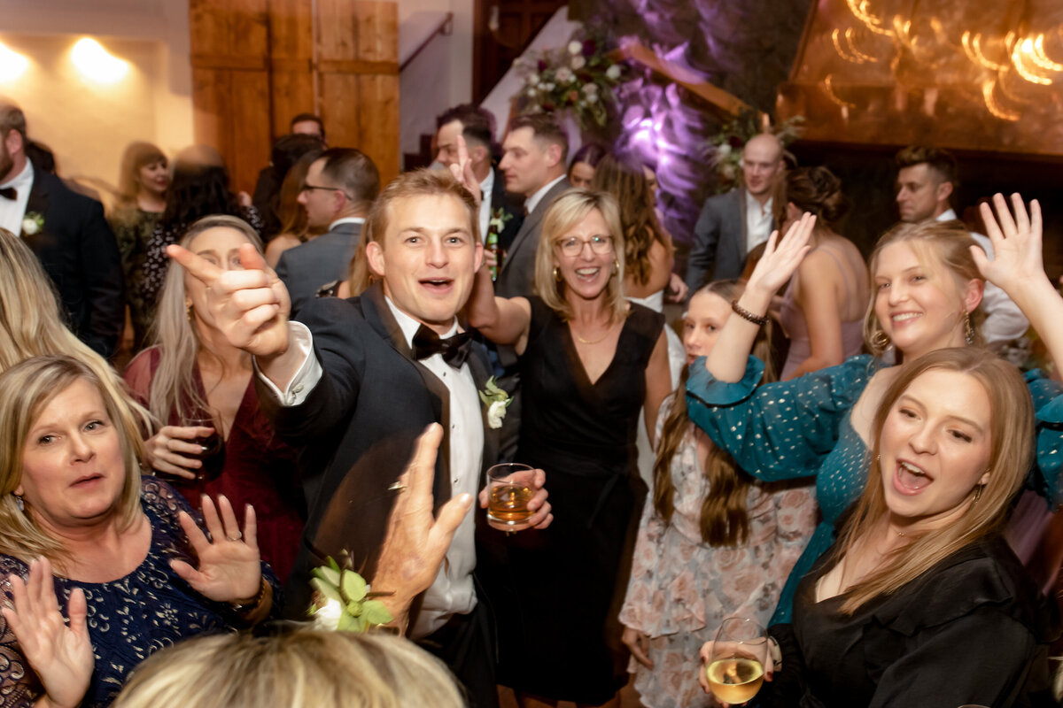 10232021_Melissa&ThomasWedding_PalisadesTahoeCA_AnjaJensenPhotography-314