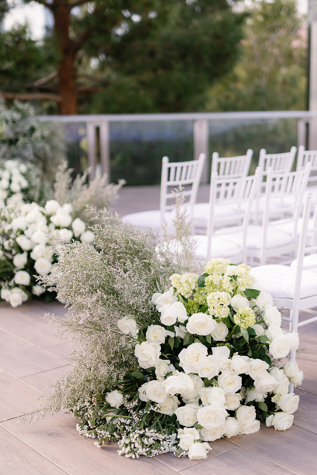 Modern-spring-wedding-ceremony-blue-green-aria-las-vegas (1003 of 2547)