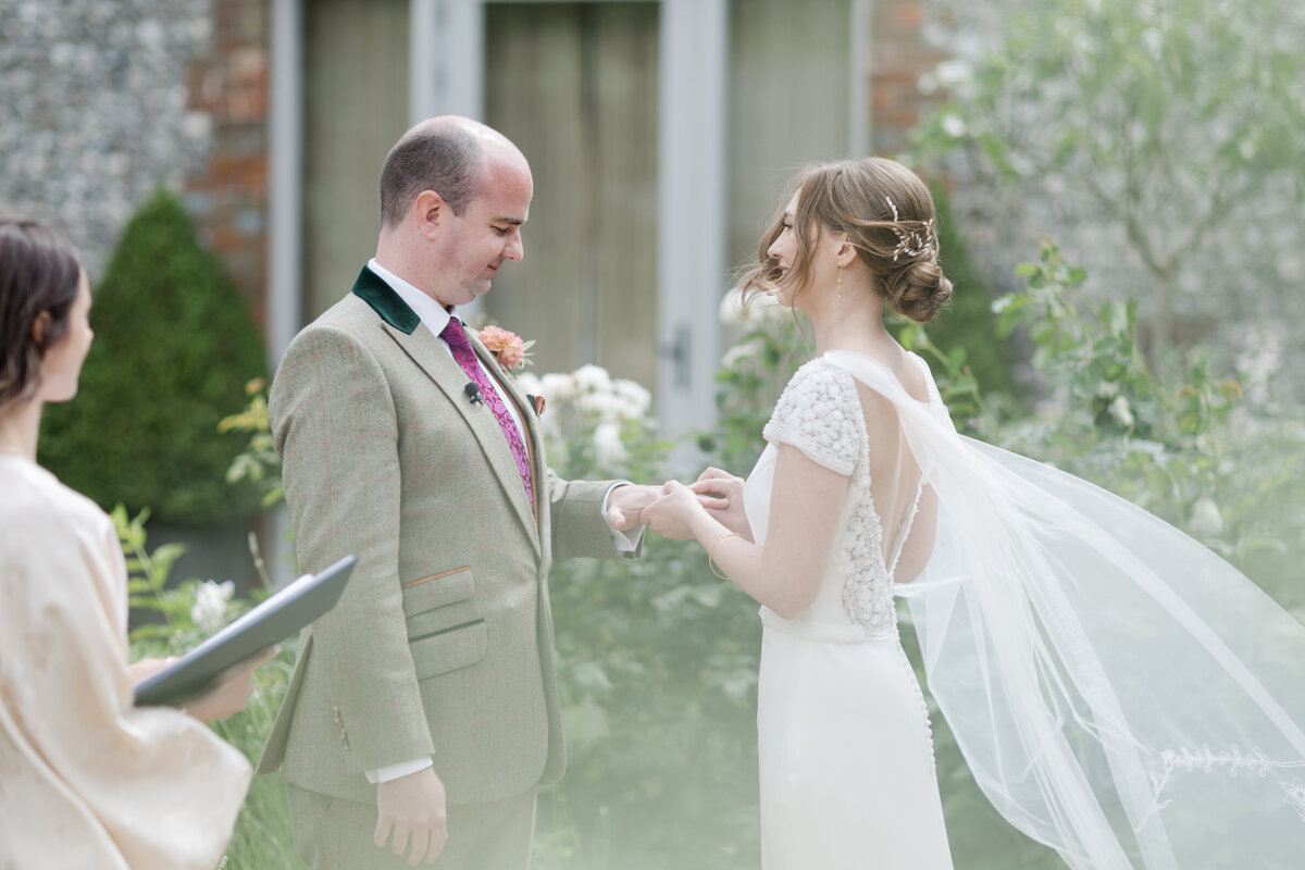 Dannie and Ben 030 wedding previews