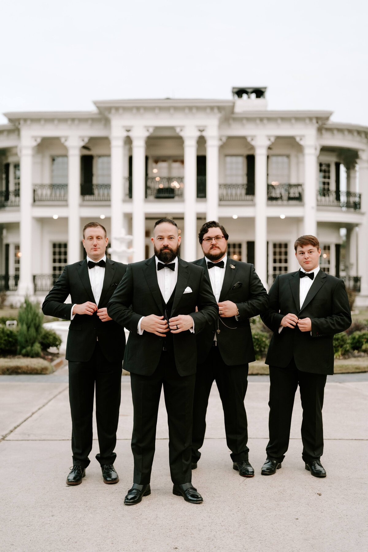 houston wedding planner - Lillie Jane Designs - Sandlewood Manor black and white timeless wedding13