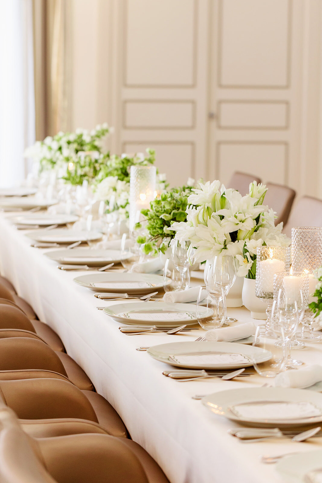 Neutral and simple wedding  Tableware