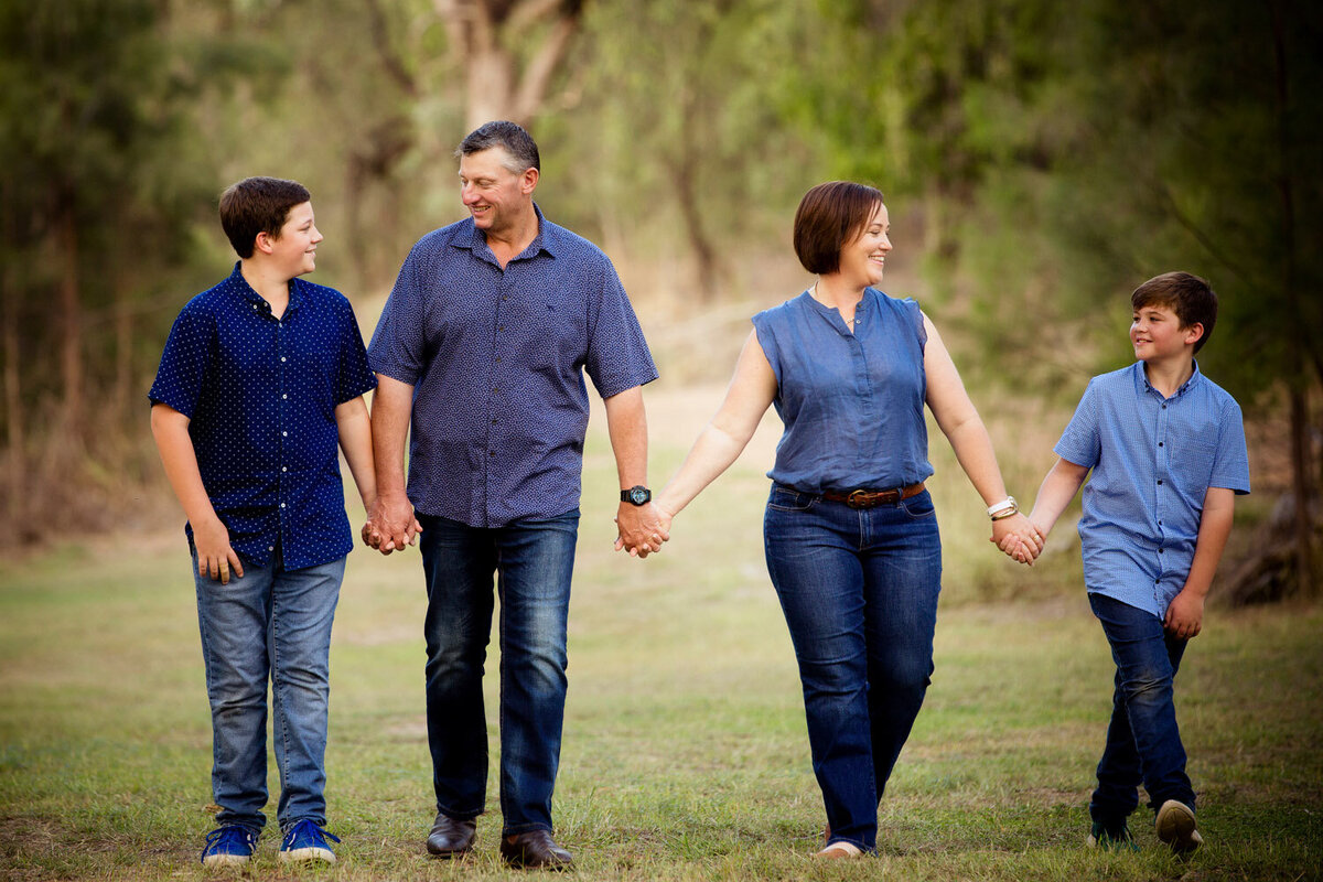 family walking in Botanical Gardens, Emerald, QLD