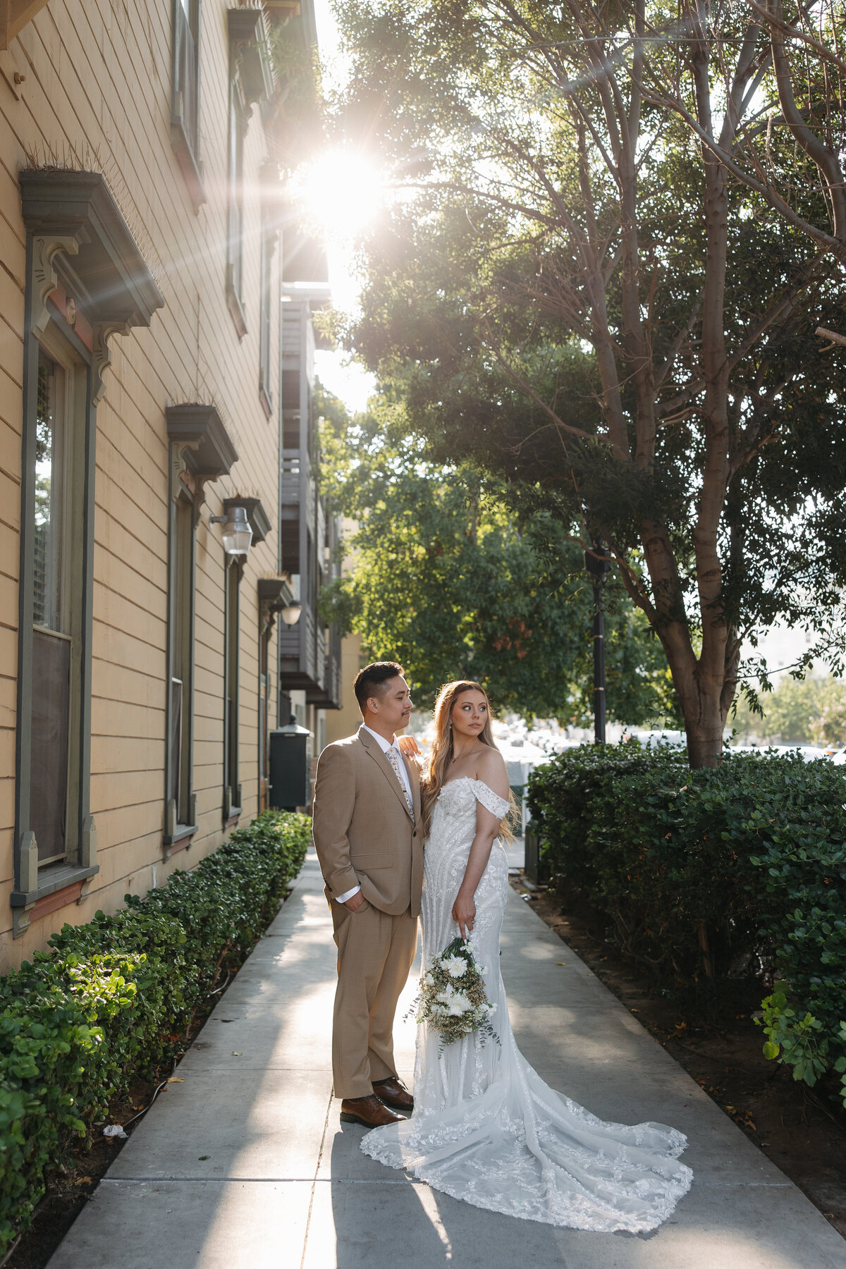 bride and groom downtown romantics, asian wedding 