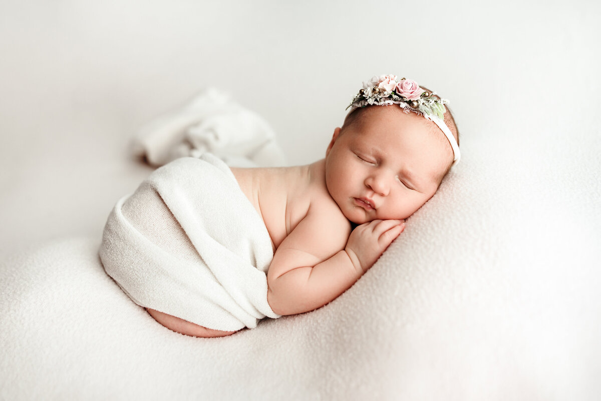 Lehigh Valley Newborn Photographer baby girl photo-1