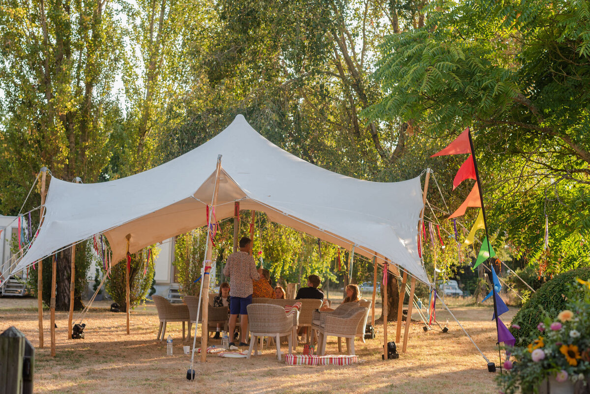 46 chill-out-tent-france