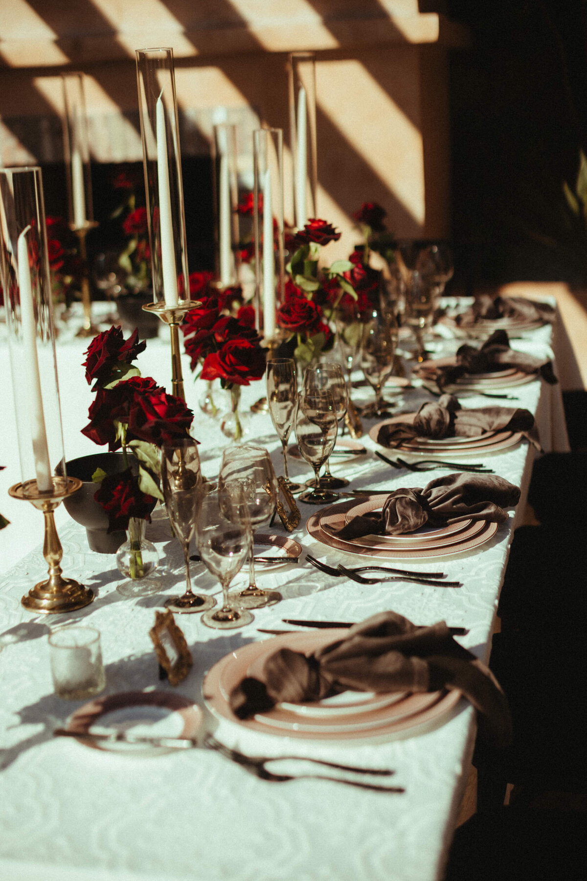Modern Phoenix, Arizona wedding celebration planned by BTO Events