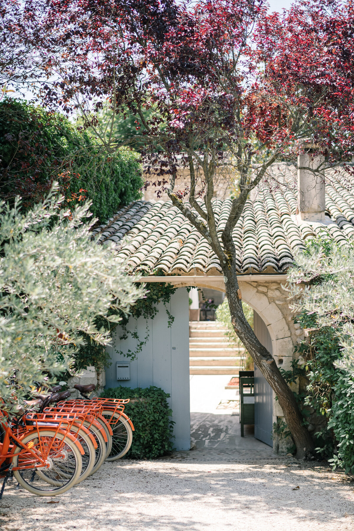 entrance of bastide de marie wedding venue in provence