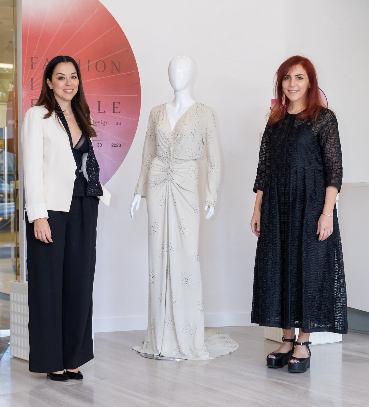 Fashion Is Female - Muse Archives Curations (4)