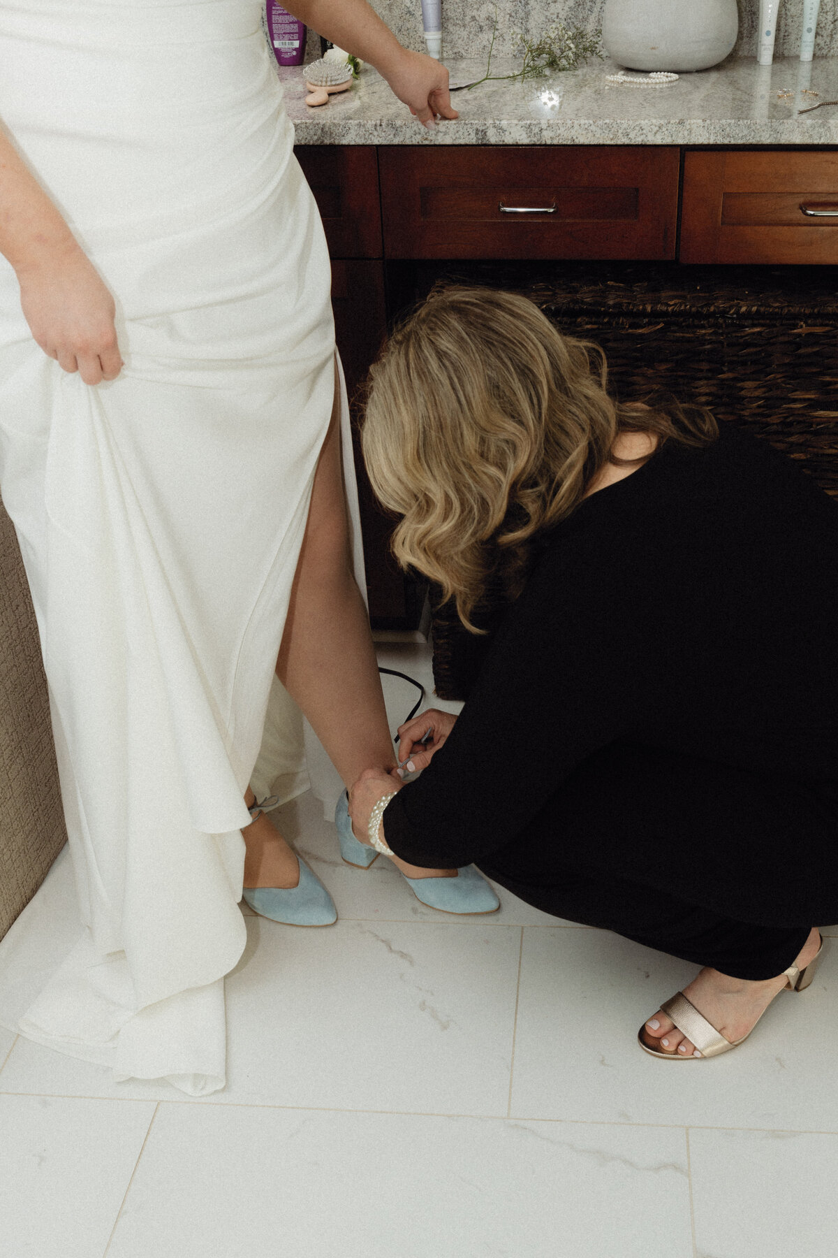 bay-wedding-statesville-NC-elopement-lizarrietaphotography-31