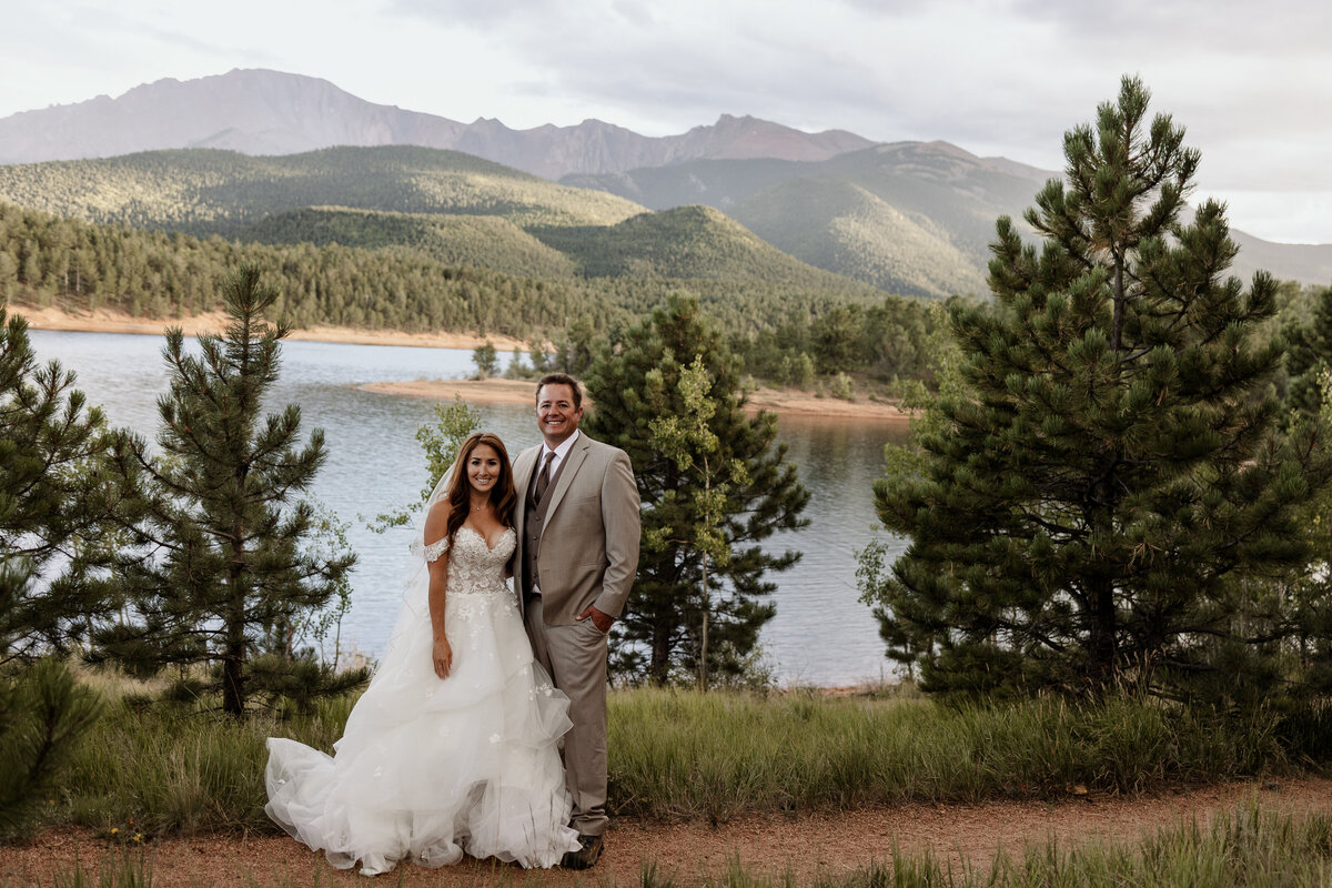 Pikes Peak Elopement Photographer - Jenn and Kyle