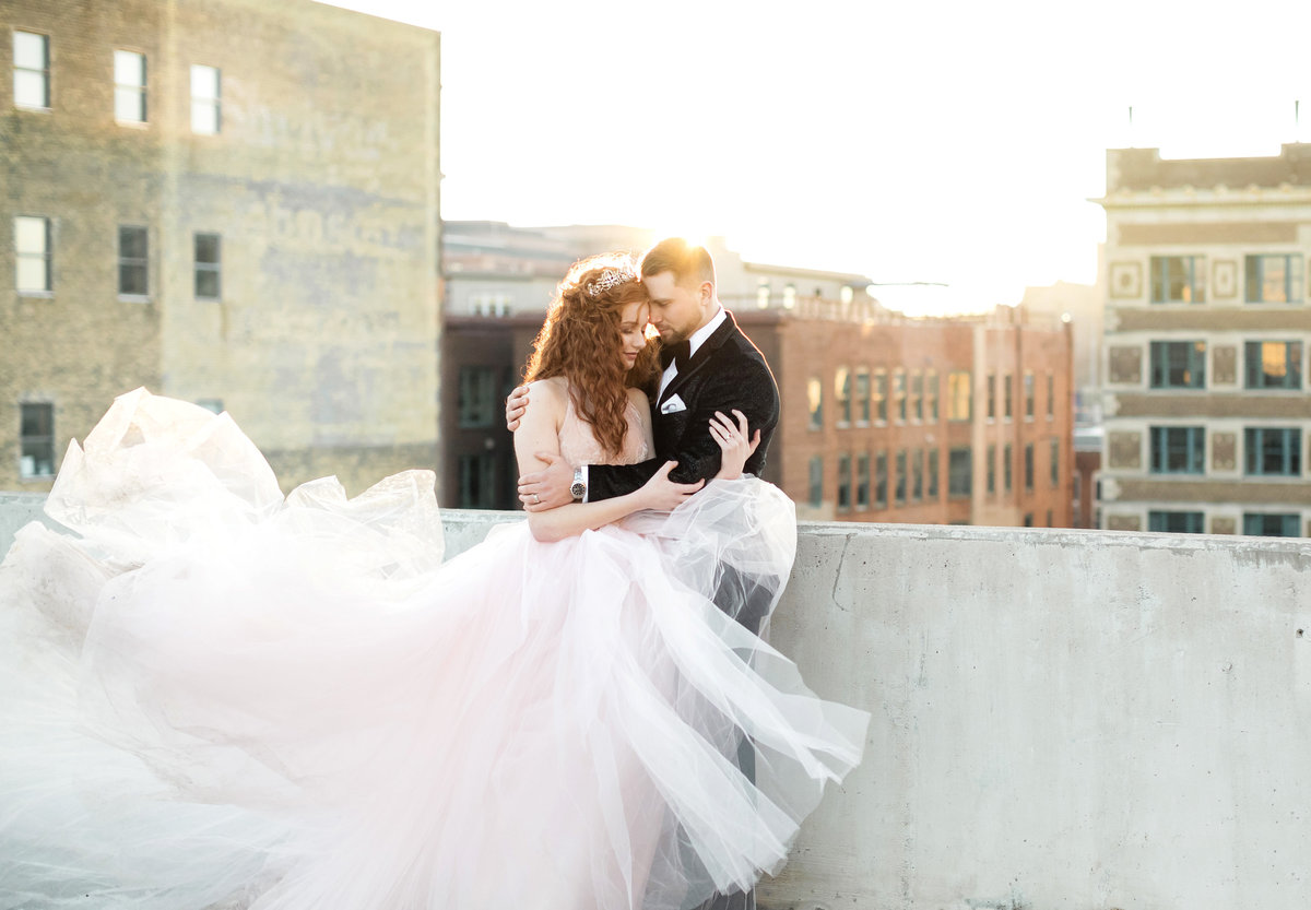 UrbanFairytale_StyledShoot_BethanyMelvinPhotography_640