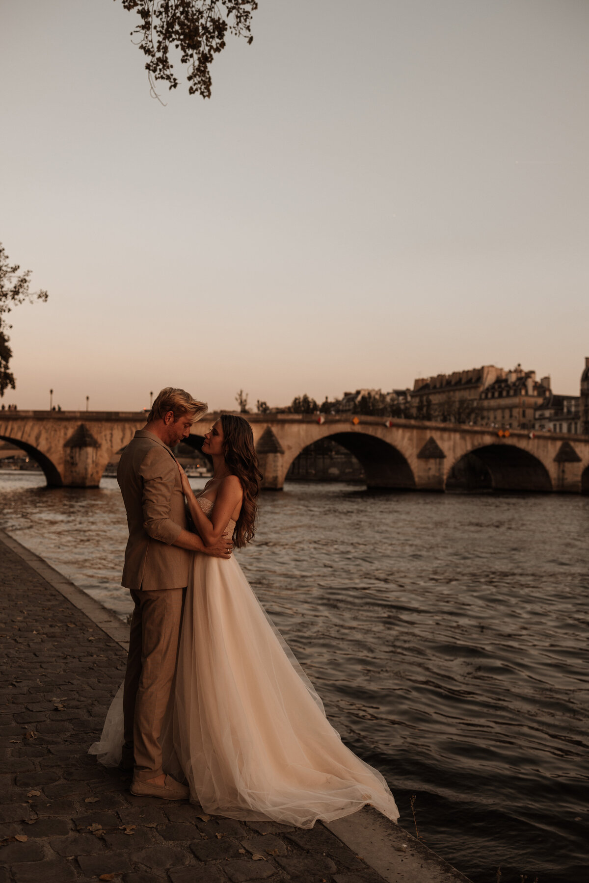 Liv & Dave - Blooming Tales Photography-111