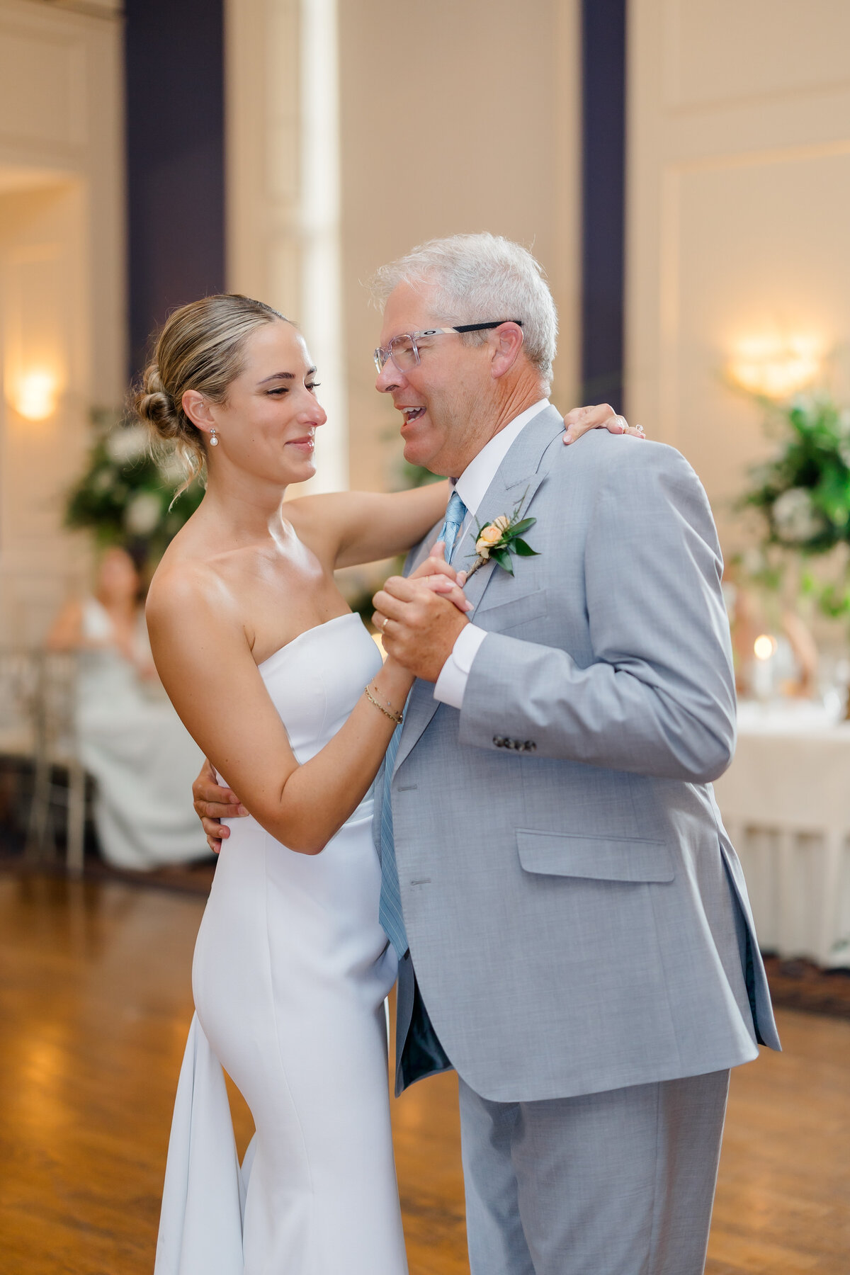kasia-sickau-photography-wedding-photographer-hannah-and-TJ-the-grand-ballroom-covington-ky-1304